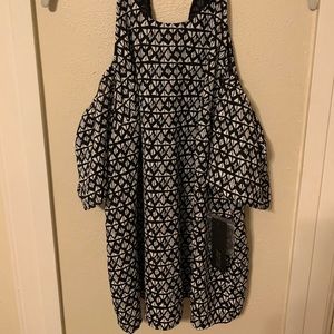 Cold shoulder Blouse NWT